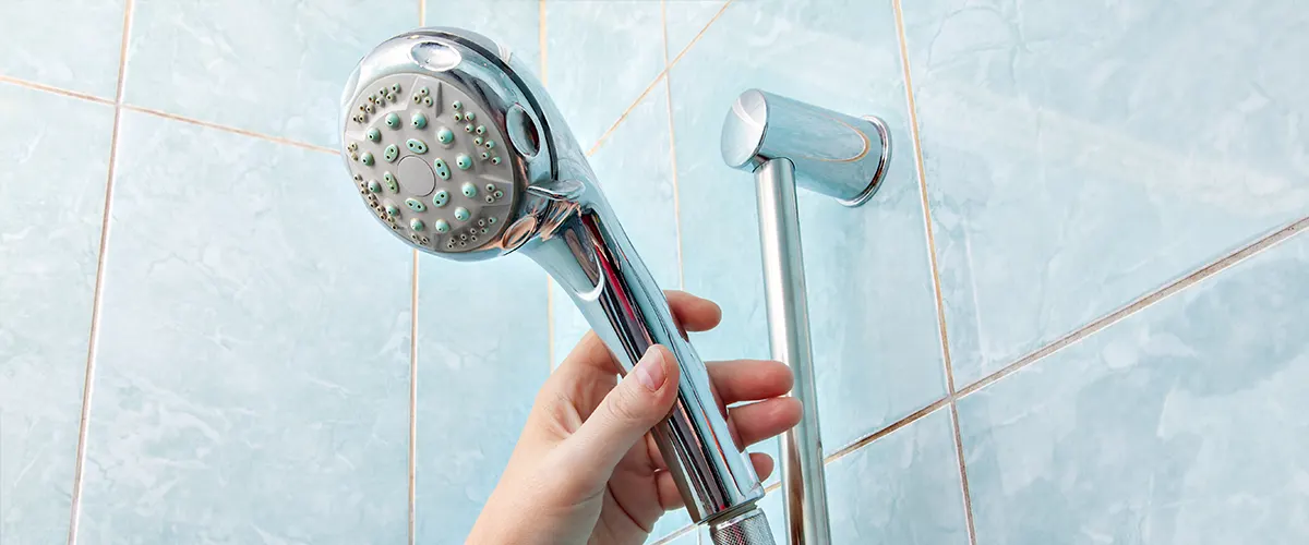 A simple shower head